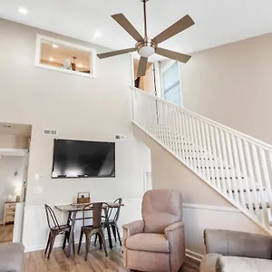 https://beach-expectations-at-horizon-south-25b-by-nautical.panamacity-beachhotels.com