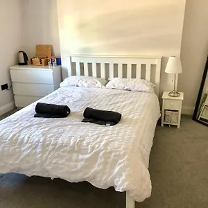 https://double-room-haggerston.brighton-hotels-england.com